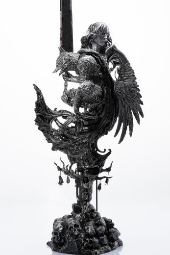 剑风传奇 格斯 狂战士铠甲