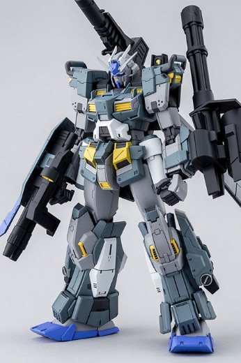 MG 1/100 兴风者高达P.F.