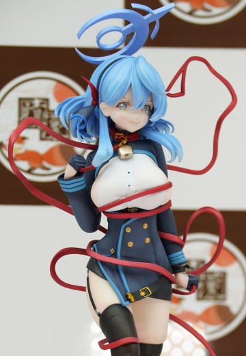 蔚蓝档案 天雨亚子