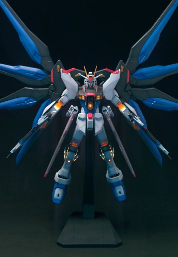 1/60 强袭自由高达 发光版 | Hpoi手办维基