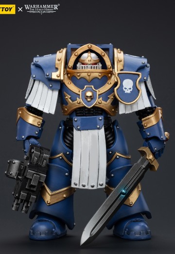 战锤:荷鲁斯叛乱 极限战士 铁骑终结者 装备动力剑的军士