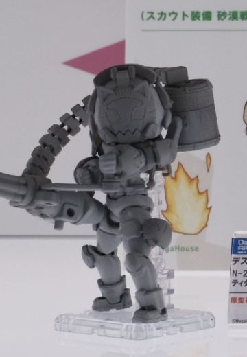 桌面军队 N-212d 泰坦尼娅系列 德尔塔(方阵装备 沙漠战式样)