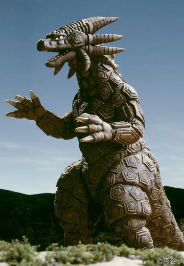 再生怪兽 沙拉曼达