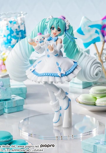 Luminasta 初音未来×大耳狗 白色连衣裙 | Hpoi手办维基