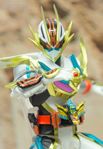 S.H.Figuarts 假面骑士白金歌查德 | Hpoi手办维基