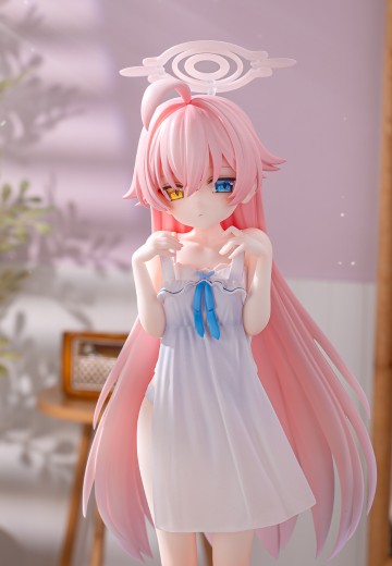 蔚蓝档案 小鸟游星野 更衣