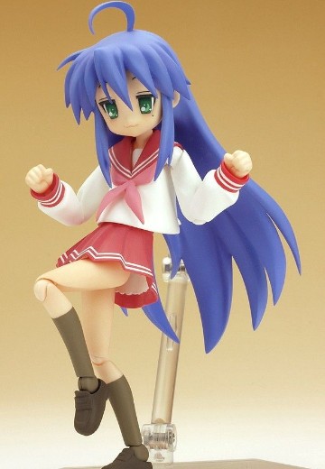 figma#008 幸运星 动画版 泉此方 冬季校服 | Hpoi手办维基