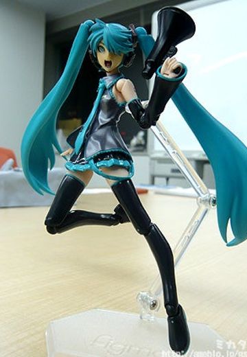 figma 初音未来 恋爱既是战争 定制版 | Hpoi手办维基