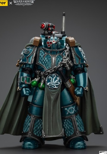 战锤：荷鲁斯之乱 阿尔法军团 伊修度斯'千人一体’ 配备狙击步枪和能量匕首