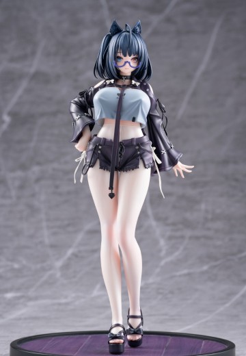 私密日常：在试衣间挑选丝袜正陷入选择困难的黑茶子