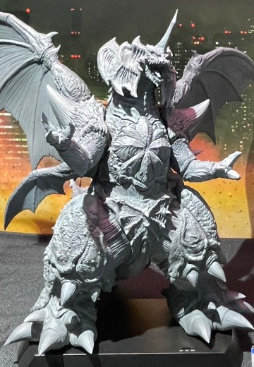 UA Monsters 戴斯特洛伊亚（完全体）