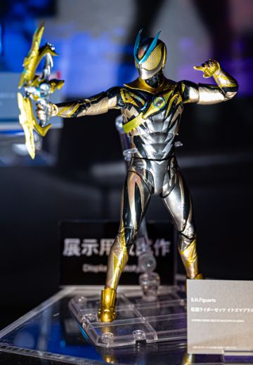 S.H.Figuarts 假面骑士ZZZ 闪电等离子形态 | Hpoi手办维基