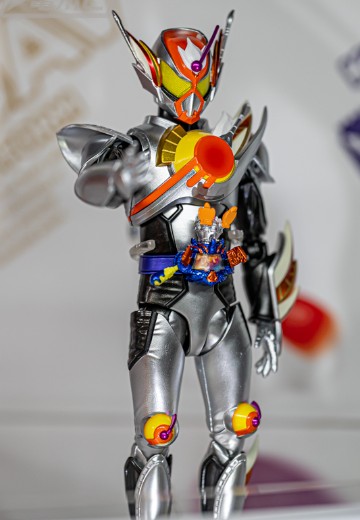 S.H.Figuarts 假面骑士布拉姆 豪华拼盘模式 | Hpoi手办维基