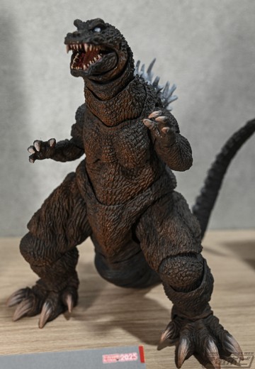 S.H.MonsterArts 哥斯拉(2001) 《哥斯拉·魔斯拉·基多拉 大怪兽总攻击》 -影视视效增强版- | Hpoi手办维基