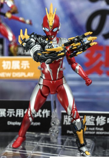 S.H.Figuarts 奥美迦奥特曼 白虎装甲 | Hpoi手办维基