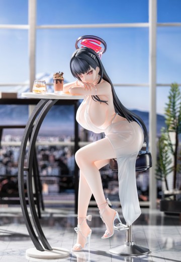 蔚蓝档案 调月莉音 礼服