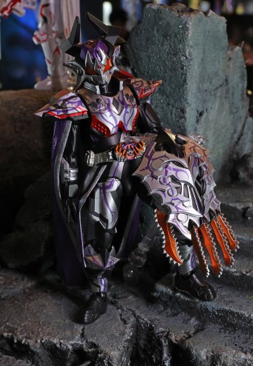 S.H.Figuarts 假面骑士霸牛 爆裂狂怒 | Hpoi手办维基