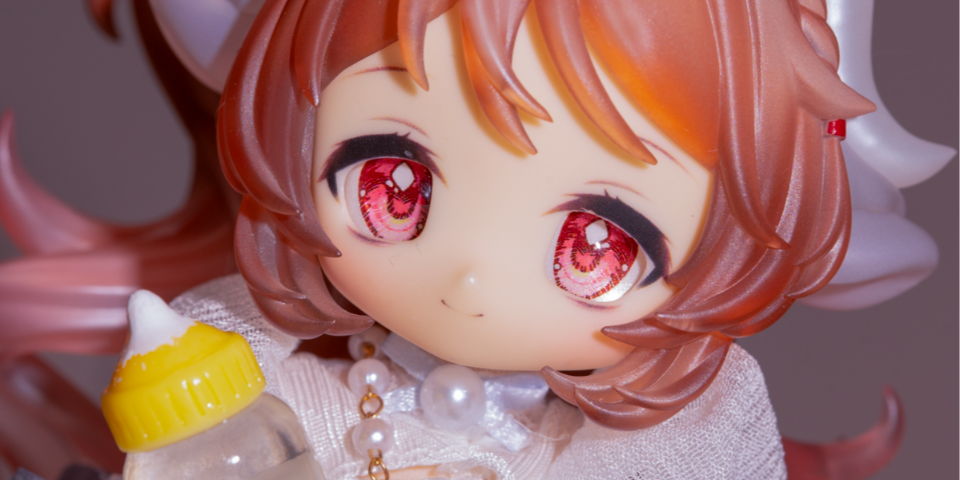 阿黛尔是能成为我母亲的女性