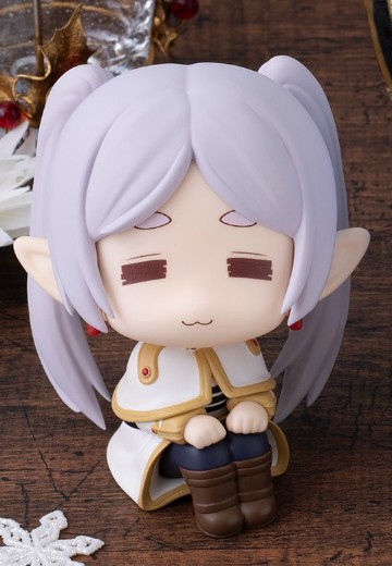 Look up 葬送的芙莉莲 芙莉莲 眯眼版