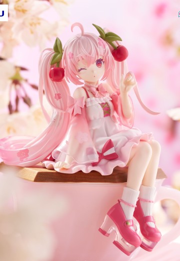 压泡面 初音未来 樱花未来 2025 眨眼