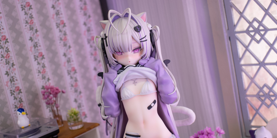 舒比 ~ 喜欢展示身材的小鬼头 ( •̀ ω •́ )✧