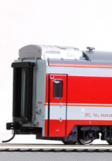 CP011 YZ25G硬座车