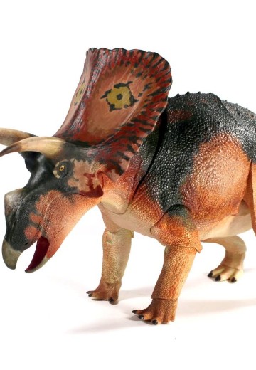 宽牛角龙（粉丝选择）- 1/18可动玩偶