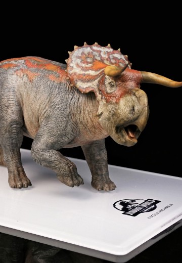 侏罗纪世界3 大鼻角龙 1/30 | Hpoi手办维基