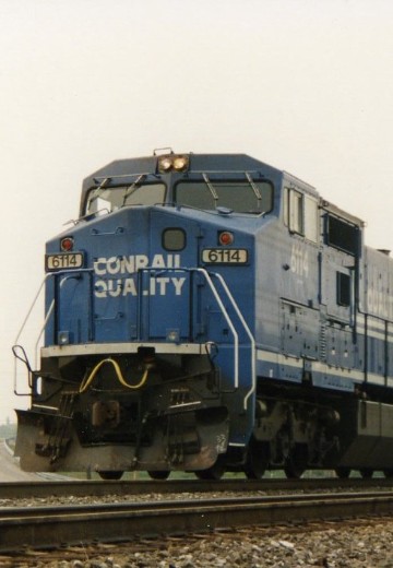 通用电气Dash 8-40CW/C40-8W内燃机车