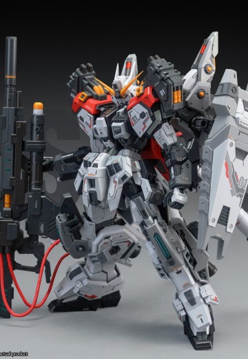 GZSS-OX-001队长机 雷古斯 REGUS