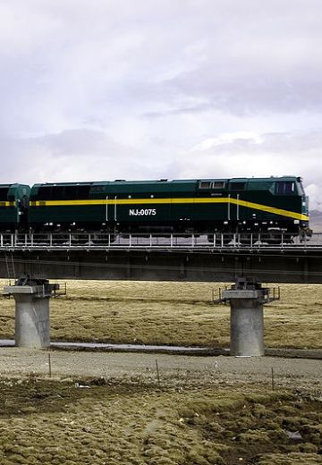 NJ2（通用电气C38AChe）内燃机车