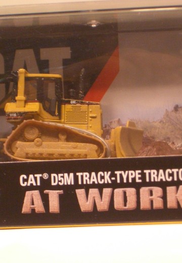 55434 卡特彼勒CAT D5M履带式拖拉机/推土机；At Work