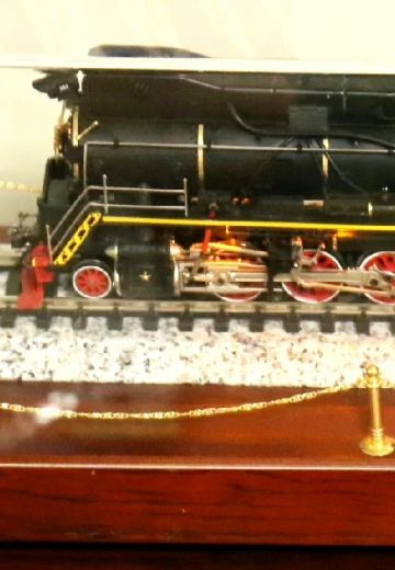 美标O比例 解放型（南满洲铁道Mikai）2-8-2蒸汽机车火车静态#304“毛泽东号”1960