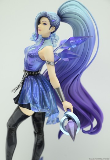 英雄联盟 K/DA ALL OUT 萨勒芬妮