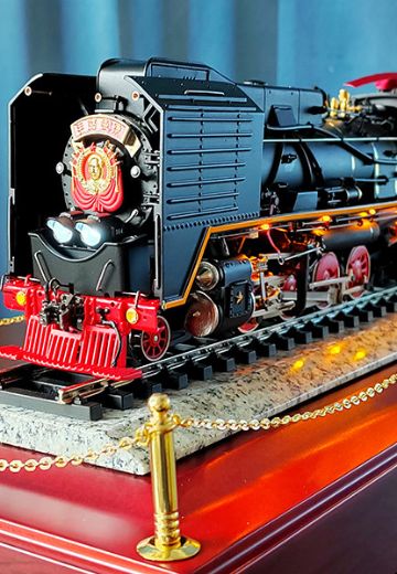 美标O比例 解放型（南满洲铁道Mikai）2-8-2蒸汽机车火车静态#304“毛泽东号”1977