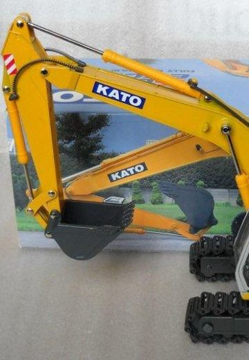 加藤HD820挖掘机