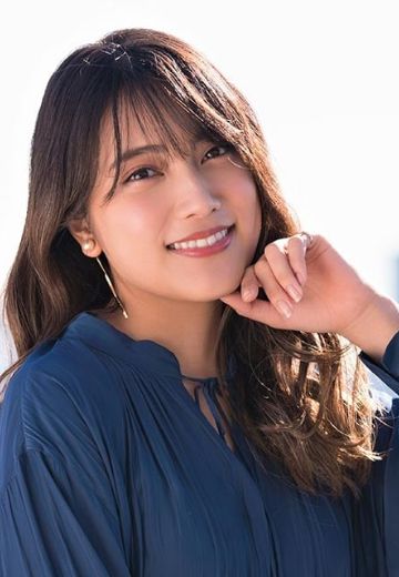入山杏奈