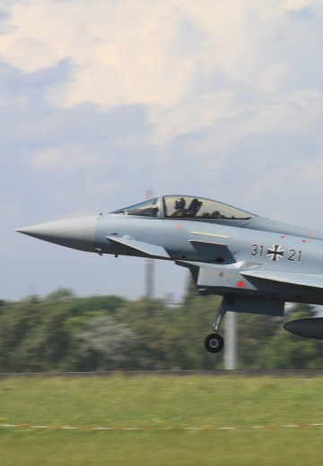 EF-2000“台风”战斗机