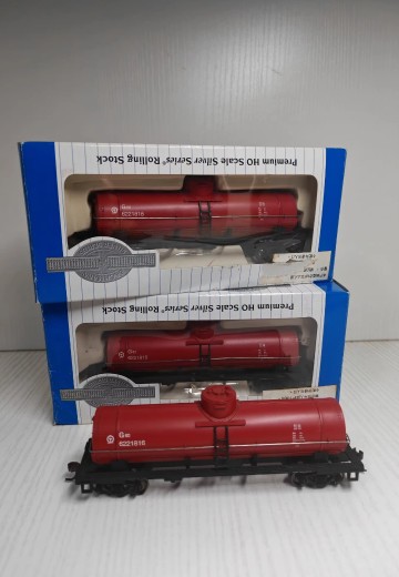 CT178XX 40英尺单顶罐车 架空中国涂装