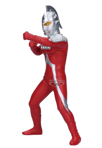 英雄勇像 赛文奥特曼