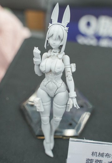 机械布偶小队 兔女郎 蔻蔻·布兰妮