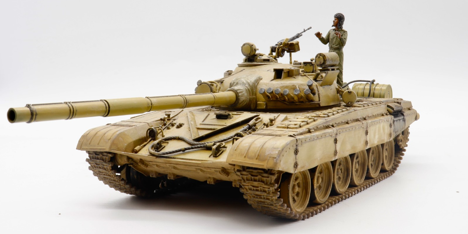田宫 1/35 T-72M坦克 伊拉克共和国卫队