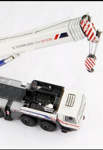 中联QAY220起重机