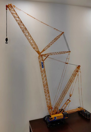 徐工XLC30000大型履带式起重机