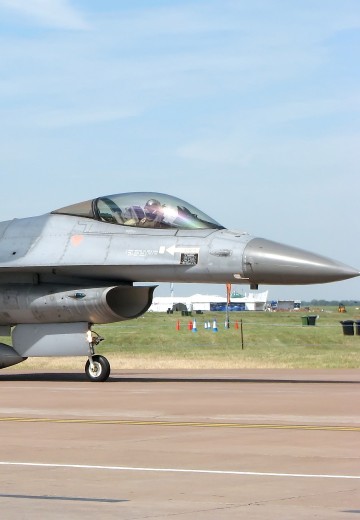 F-16战斗机