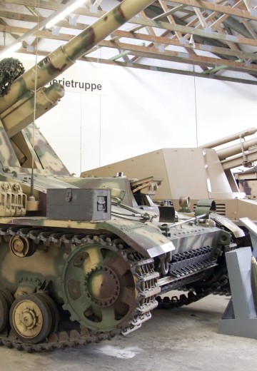 Sd.Kfz165野蜂自行火炮