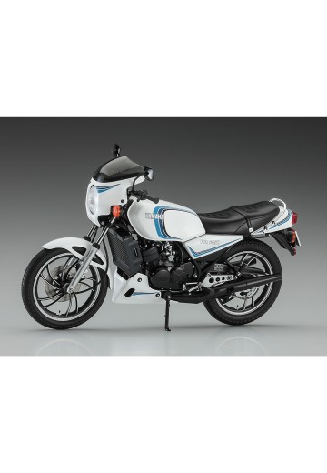 21758  摩托车系列 雅马哈 RZ250（4L3）附带整流罩（1982款）