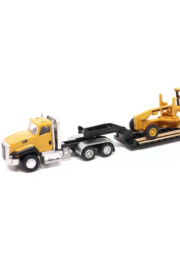 84414 卡特彼勒CT660牵引卡车+CAT163H平地机
