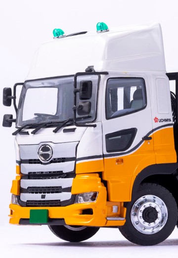 KK1300SS 日野Profia SS 6X4高顶牵引卡车