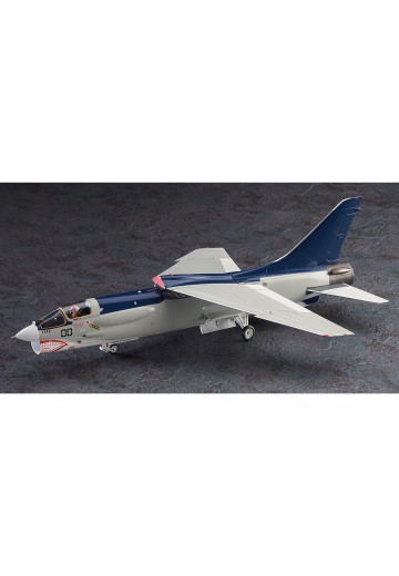 64821 战区88 F-8E 十字军战士“风间真”